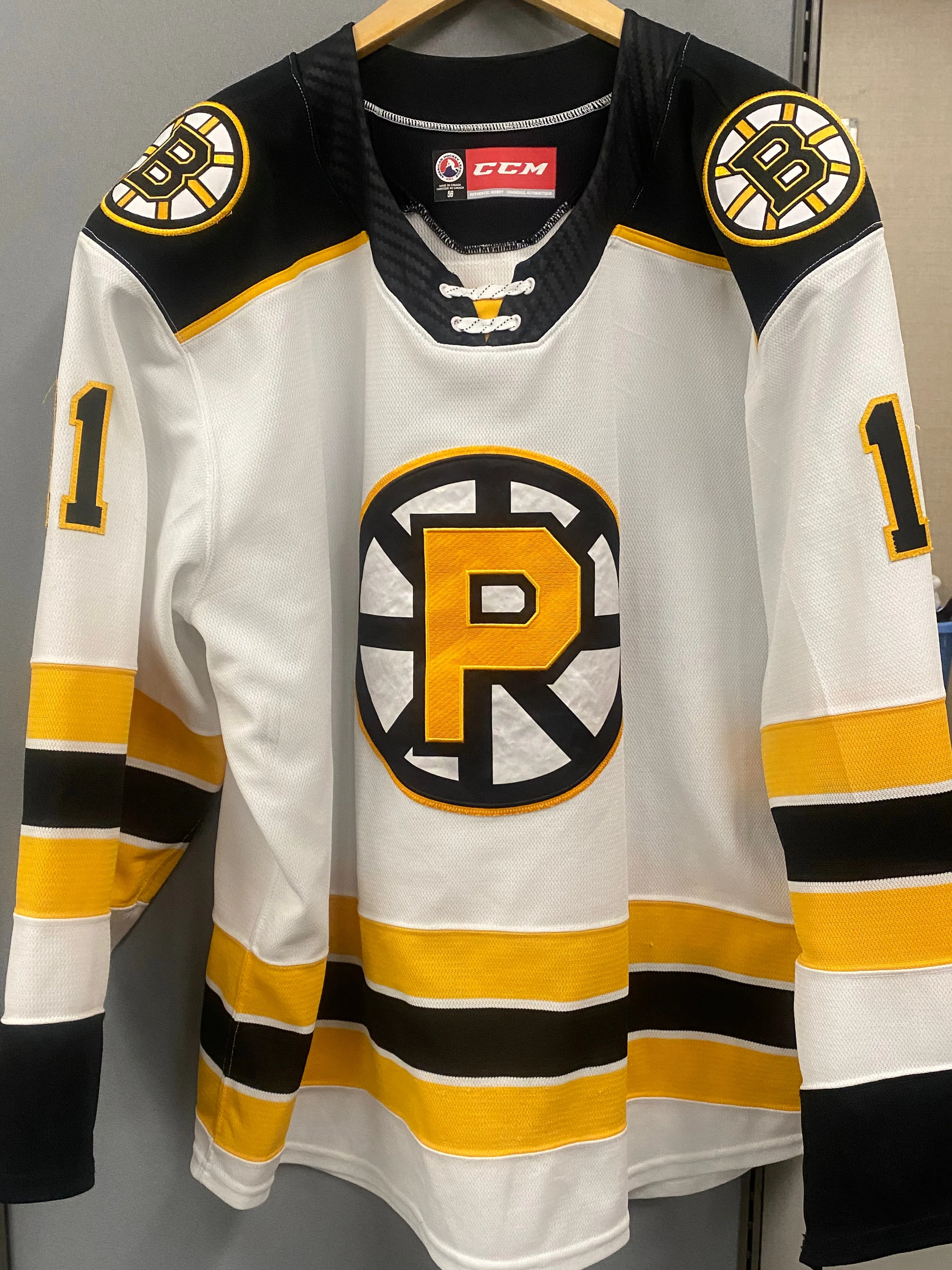 #11 Sam Asselin 2021-22 Game Worn White Jersey