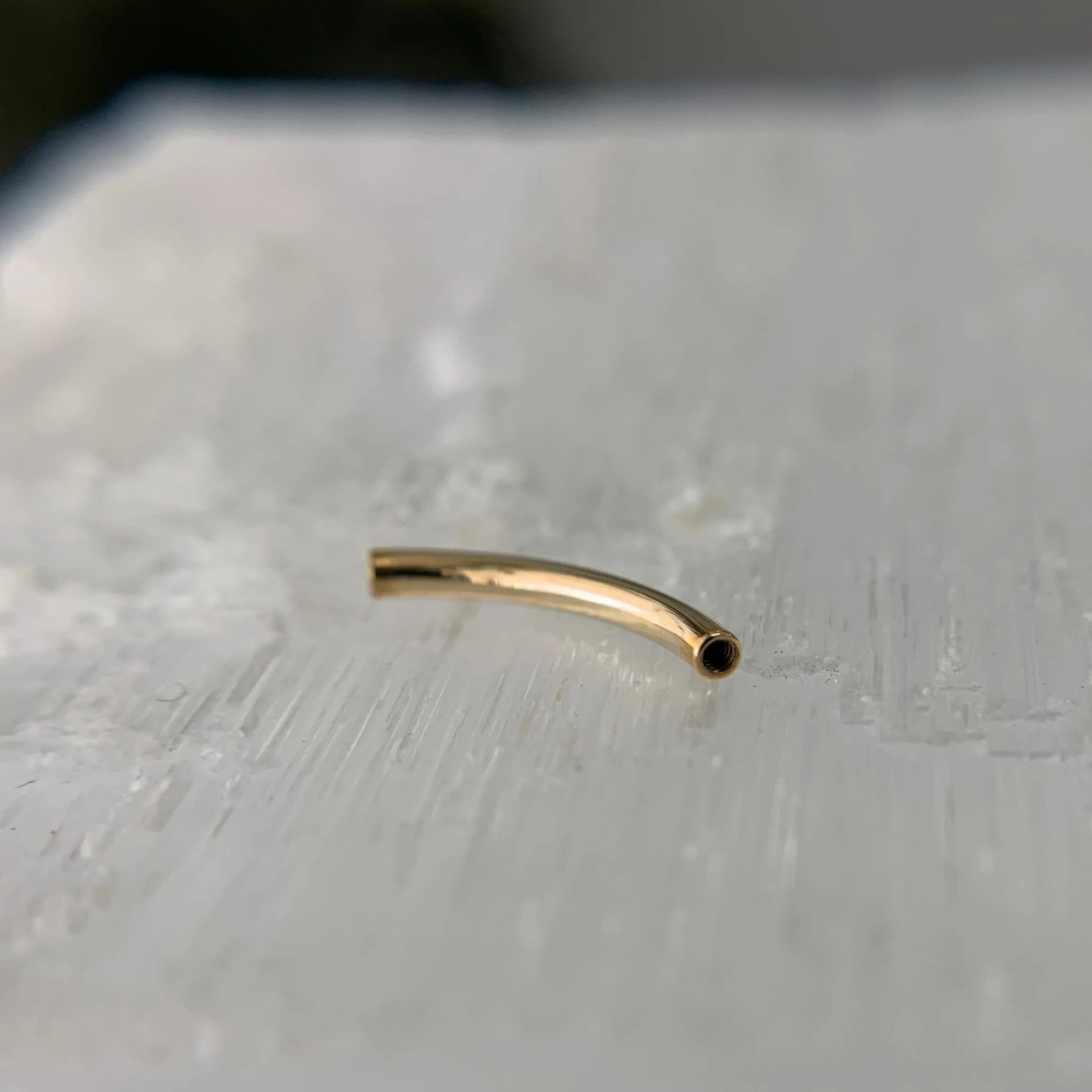 14k Gold Curved Barbell Shaft