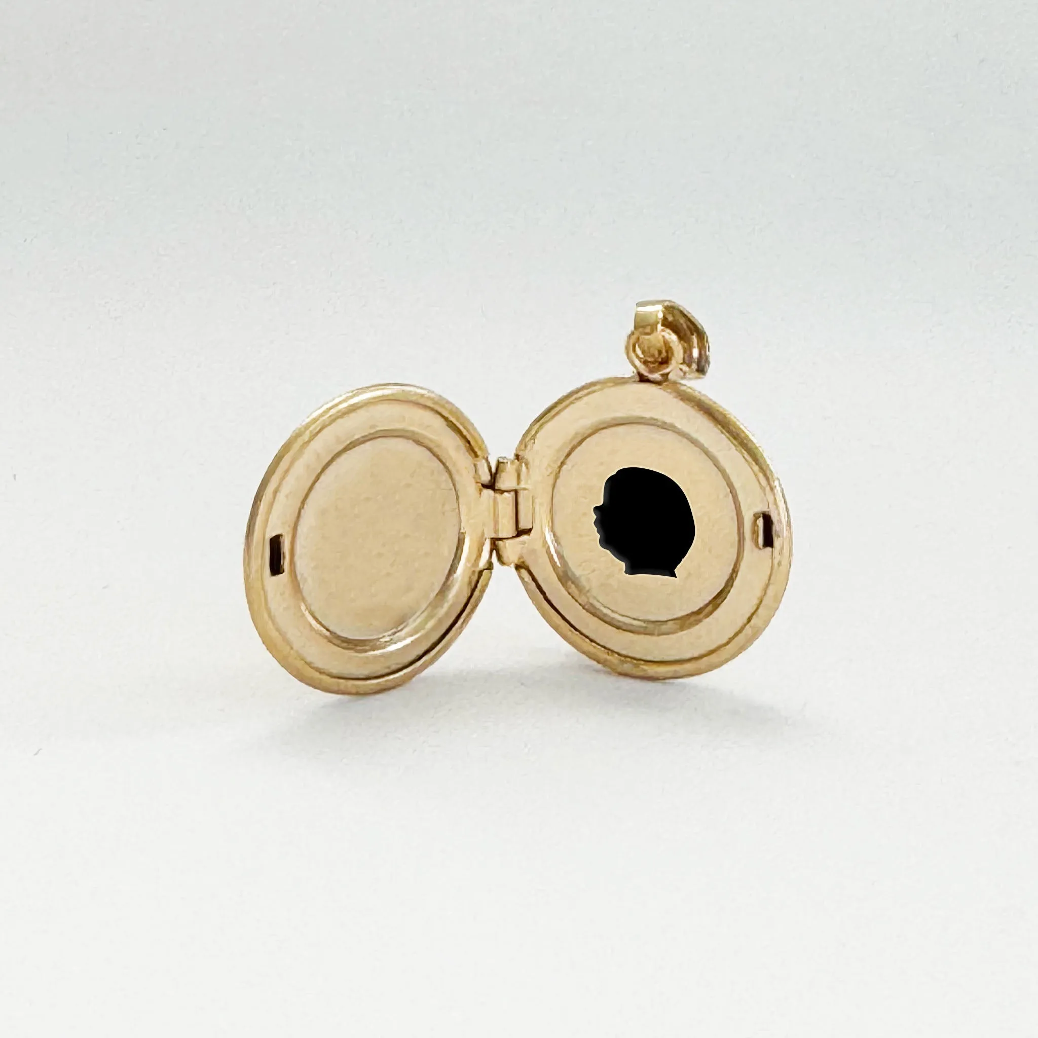 14k Yellow Gold Petite Silhouette Locket Necklace