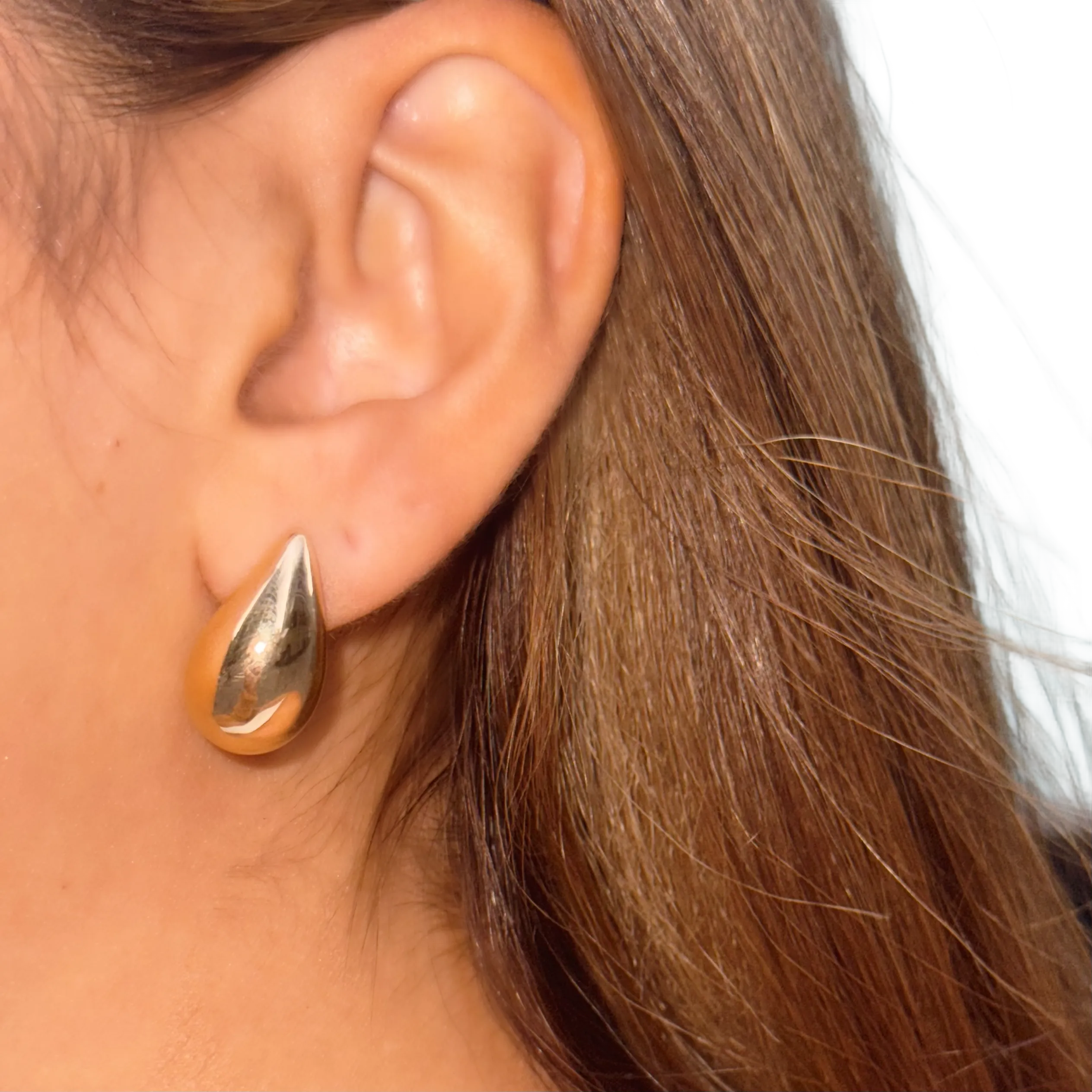 14k Yellow Gold Teardrop Post Earrings