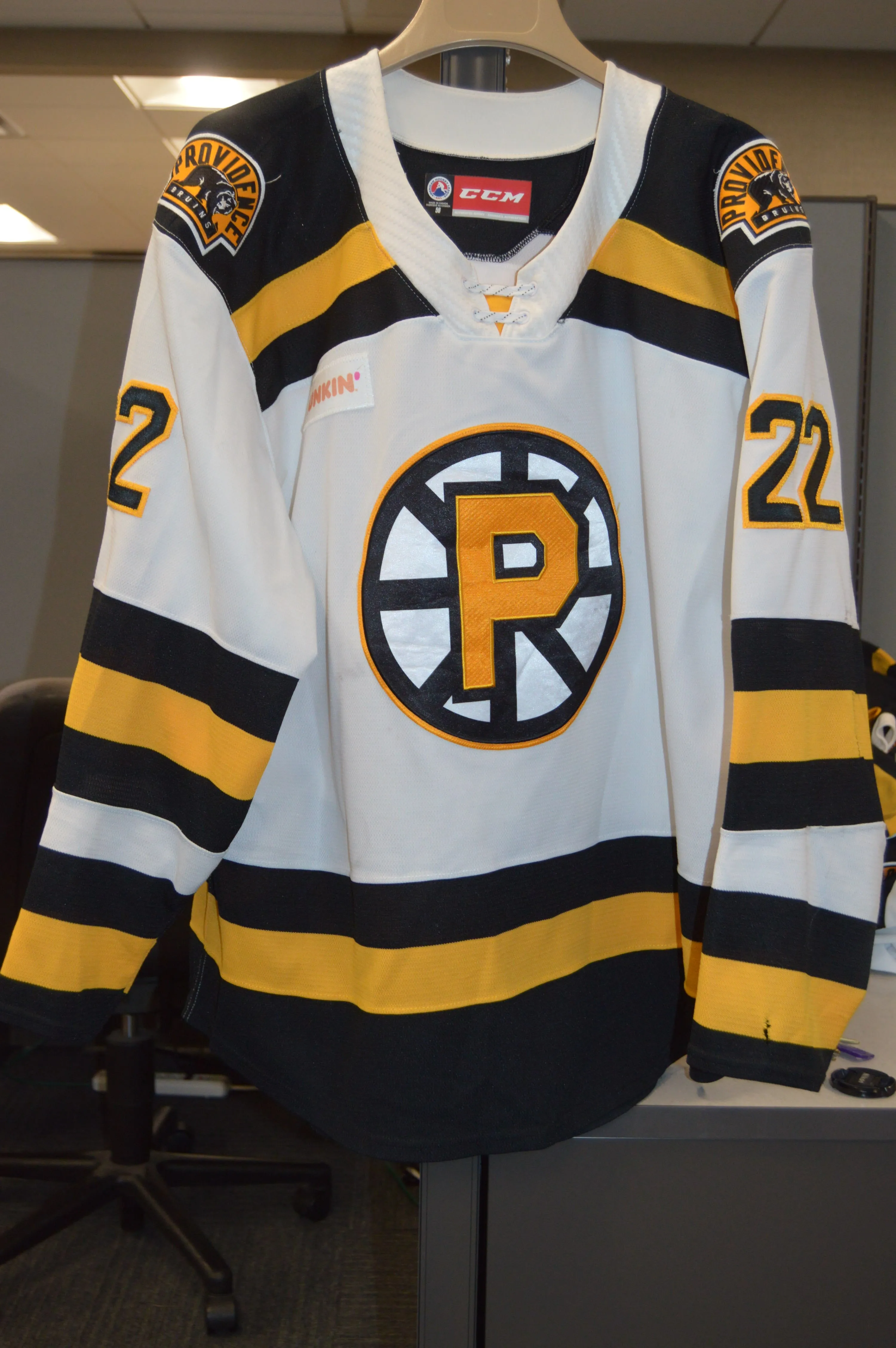 #22 Peter Cehlarik 2019-20 Game Worn White Jersey