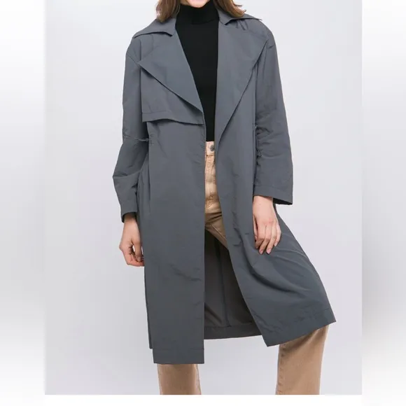 32 Light Weight Trench Coat With Toggle Detail