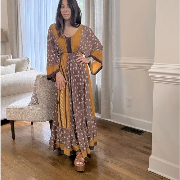 37 Beautiful Silk Blend One of a Kind Sleeveless Maxi Dress
