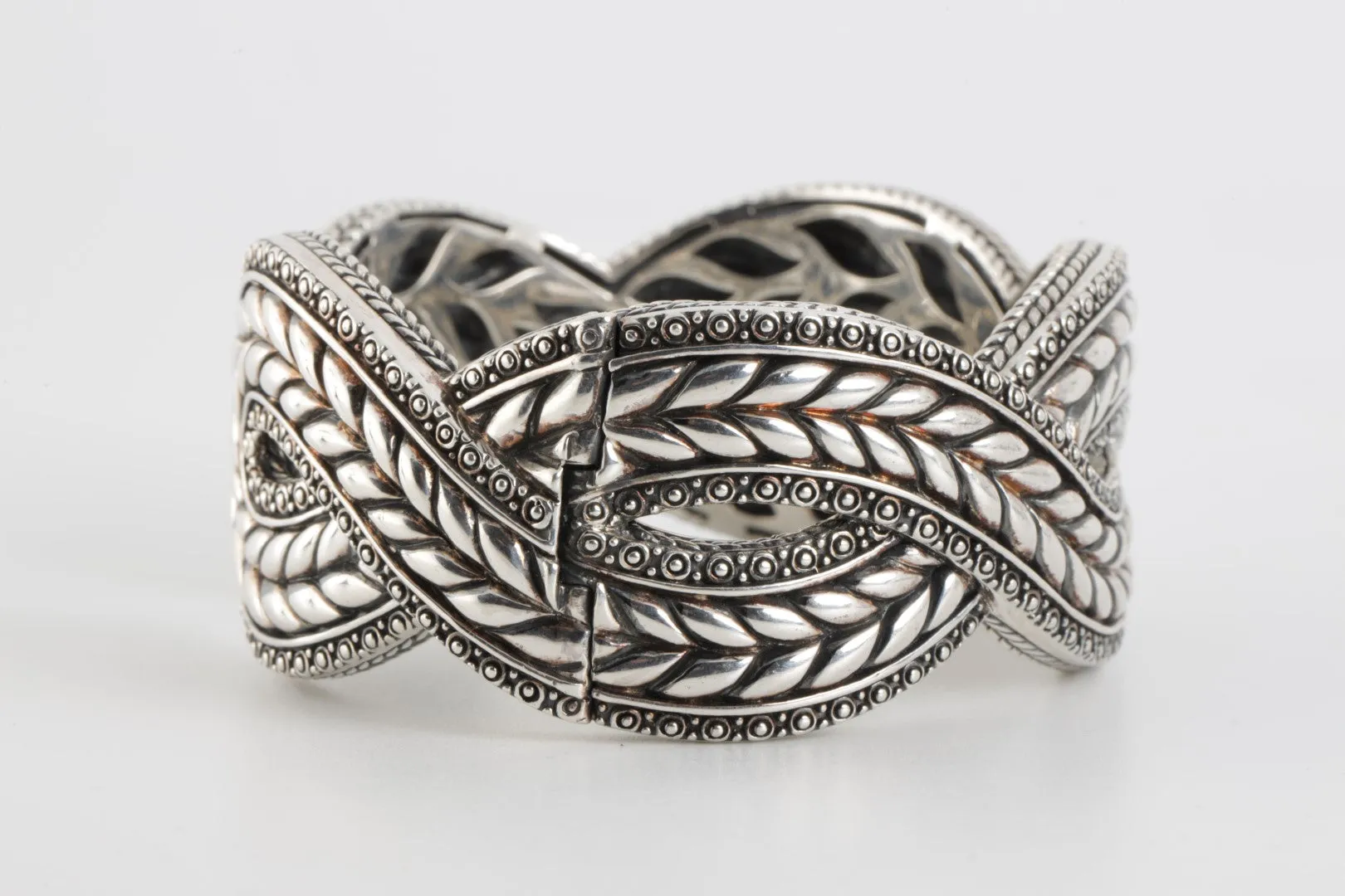 7" JAI 925 Silver Bold Journey Cuff Bracelet (91.41g.)