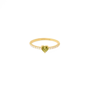 Anillo corazón oro amarillo de 18k con peridoto y brillos