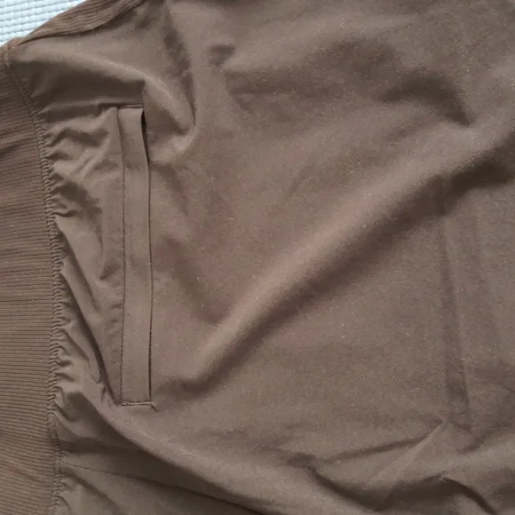 Athleta Brooklyn bermuda never worn