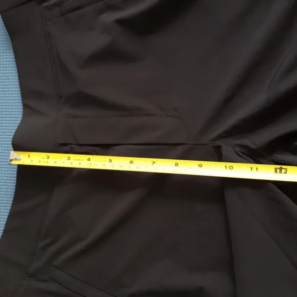 Athleta Brooklyn bermuda never worn
