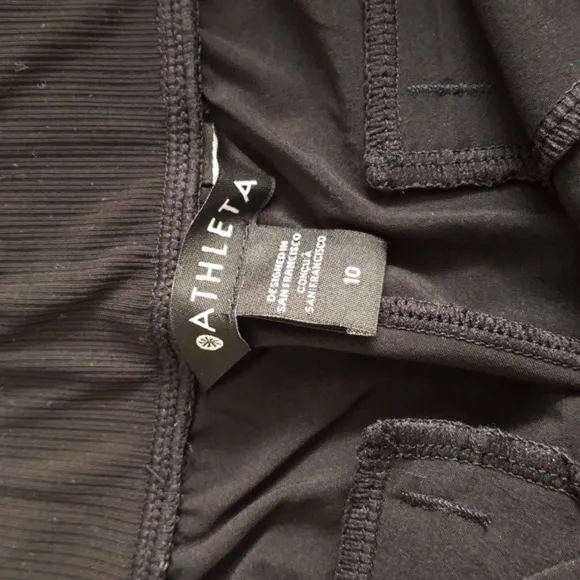 Athleta Brooklyn bermuda short never worn
