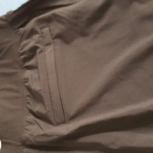 Athleta Brooklyn bermuda short never worn