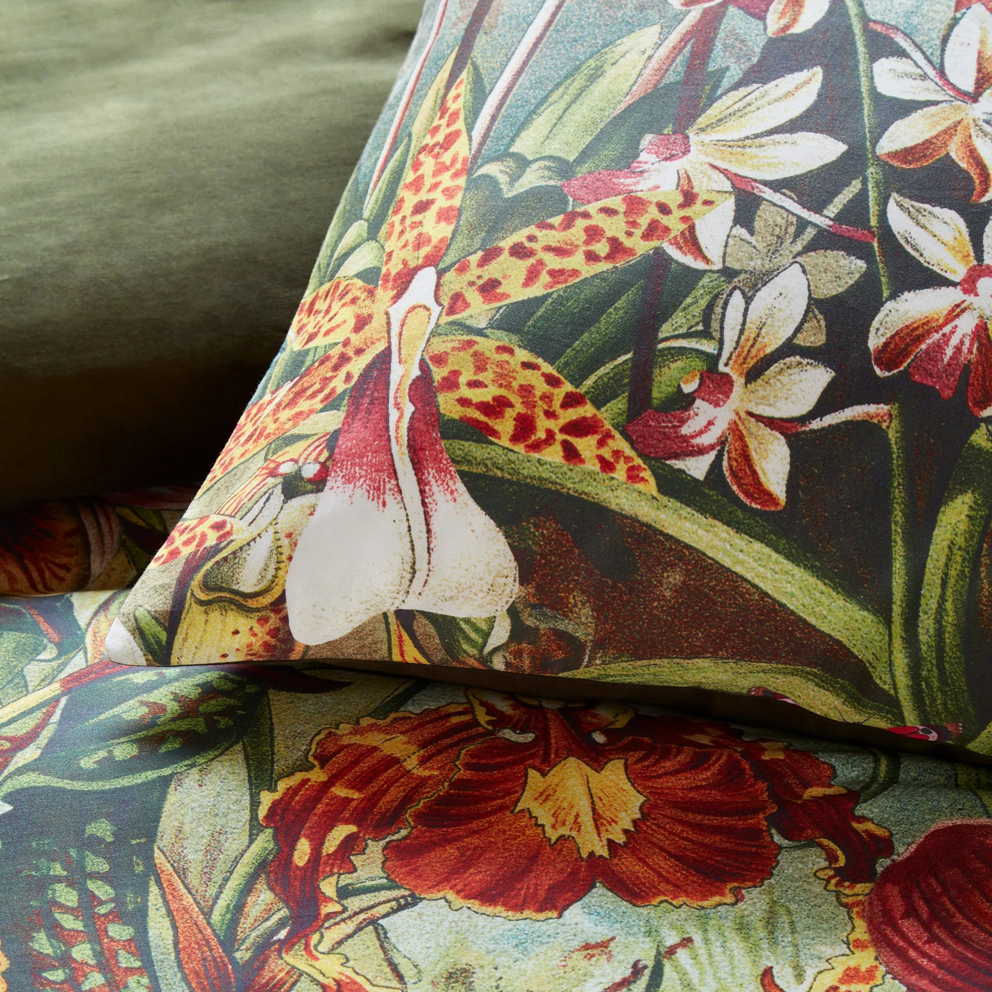 Bedding House Sweet September Sateen Quilt Cover Set