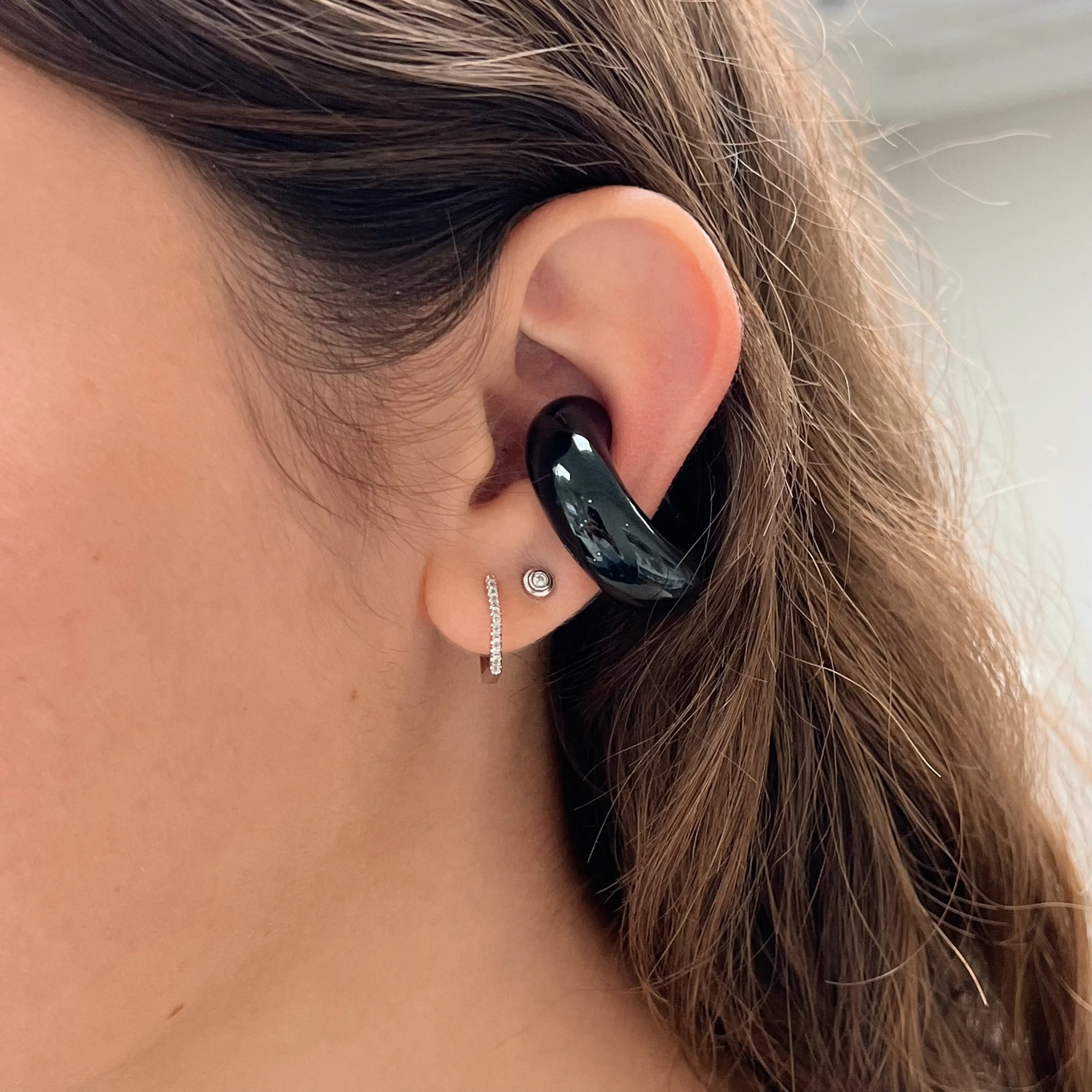Black Chunky Ear Cuff
