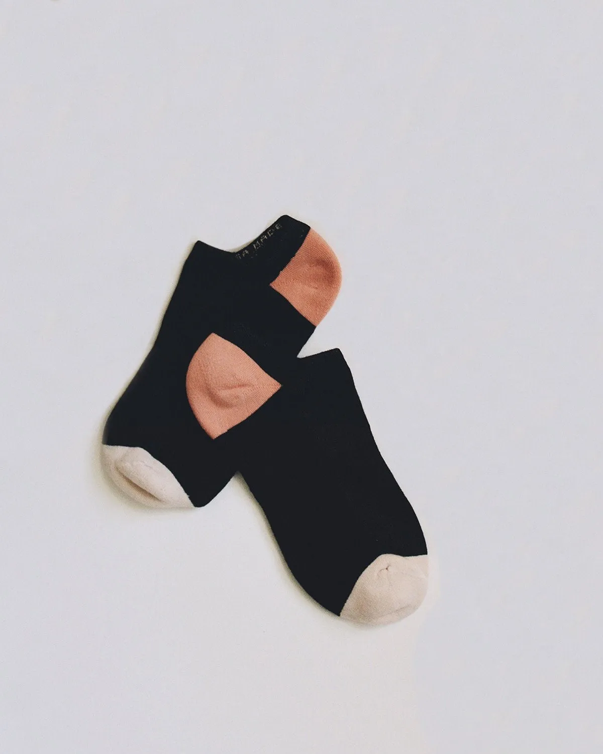 Bold Peach Contrast Anklet