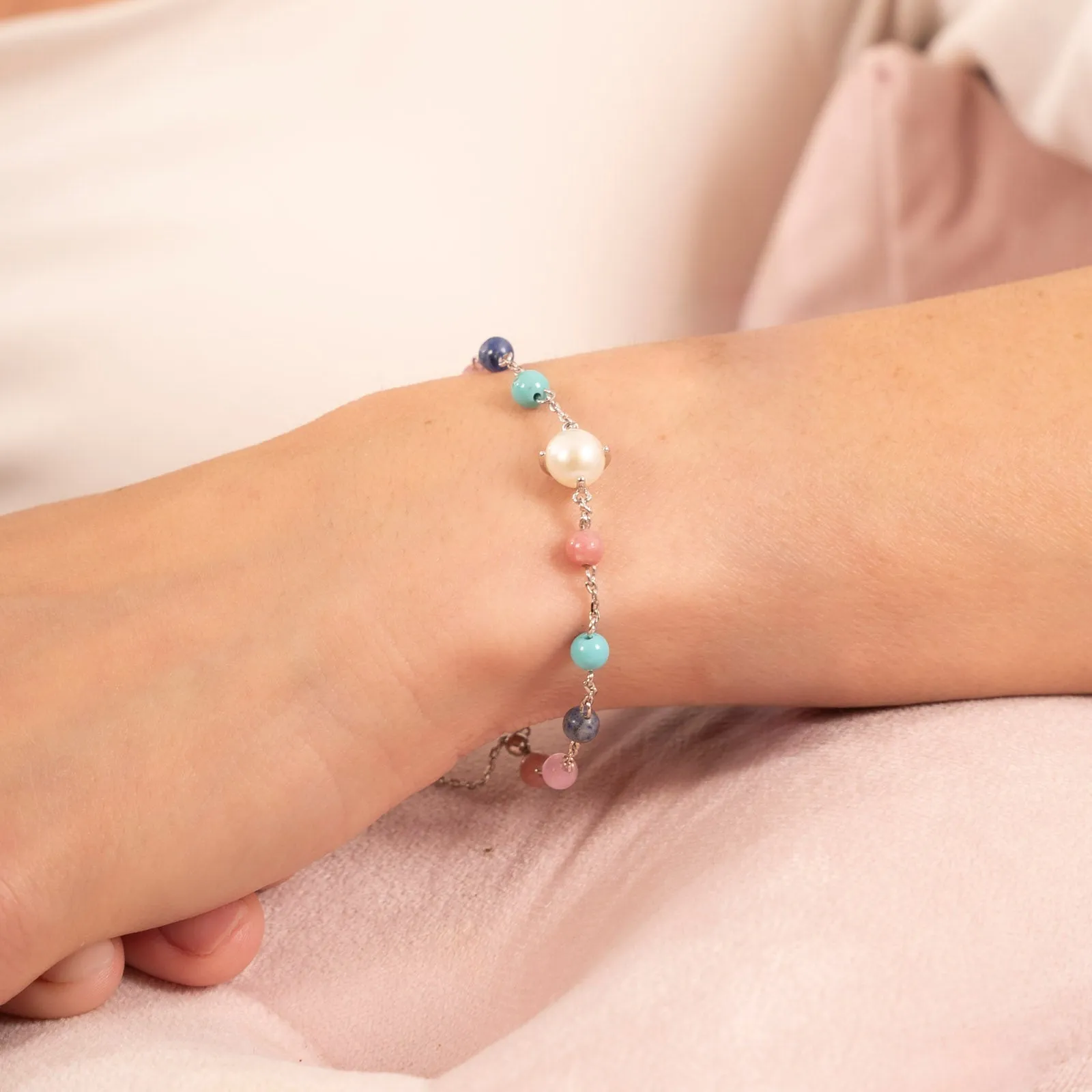 BUBBLY BEADED BRACELET