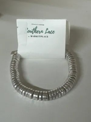 CANVAS - Emberly Bracelet in Worn Silver