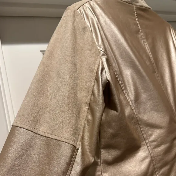 CHICO’S Metallic Asymmetrical Moto Jacket Size 1/8/M Soft Stylish Edgy