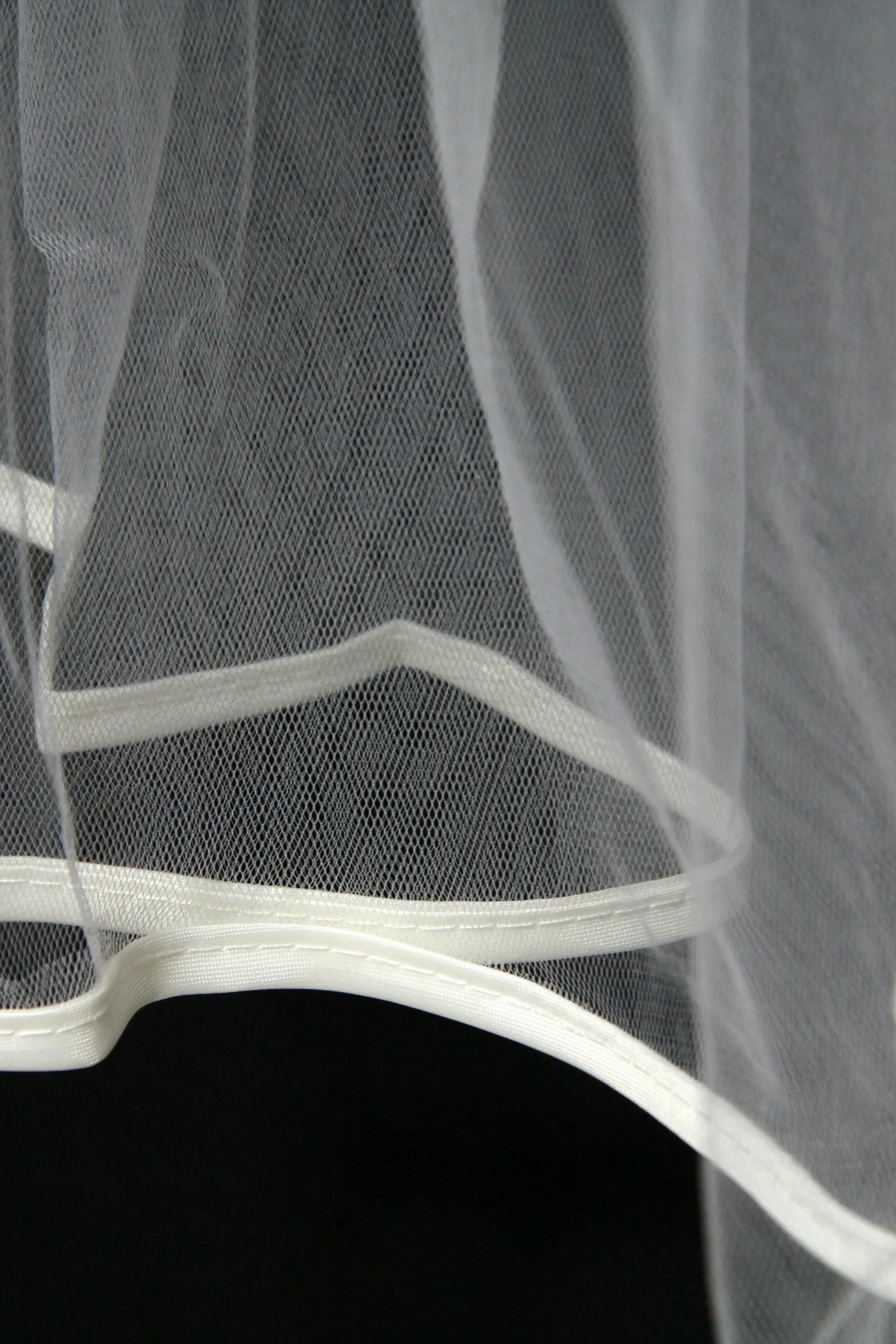 Dominic Trendy Wedding Veils