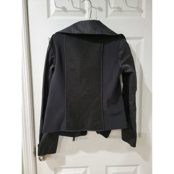 Elie Tahari women's motorcycle jacket size petite small