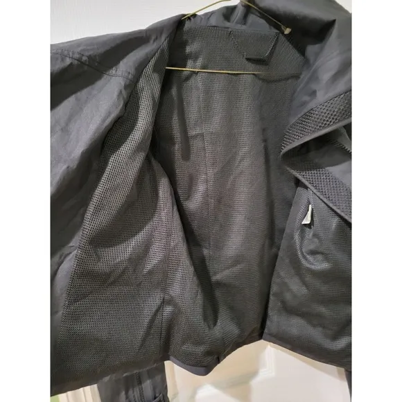 Elie Tahari women's motorcycle jacket size petite small