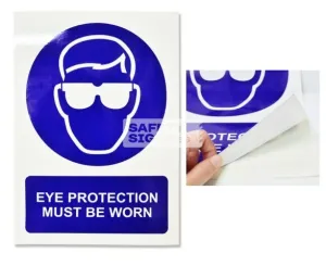 Eye Protection Must Be Worn (M001_VNL)