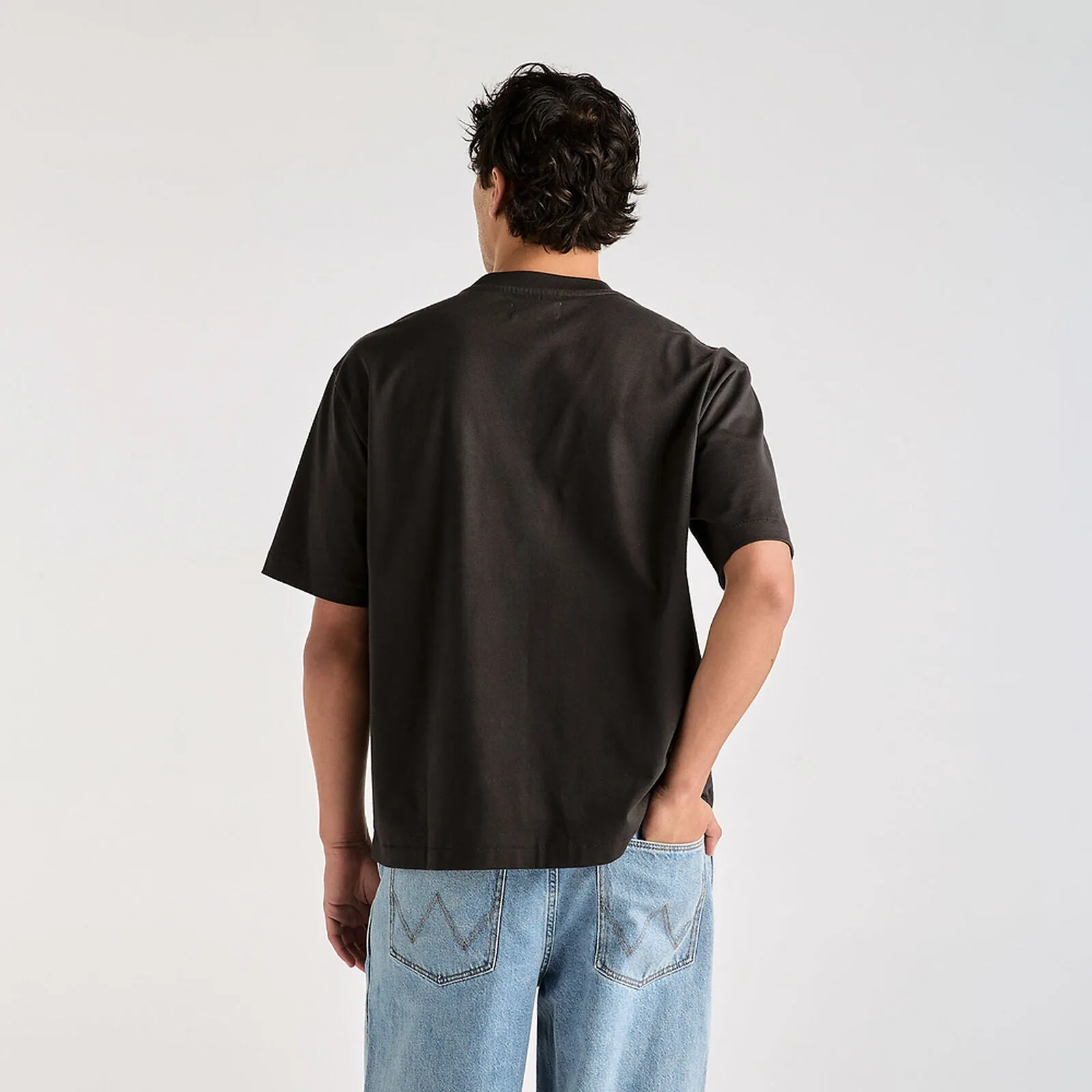 Fangs Boxcar Tee | Worn Black