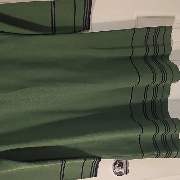 Green Long Sleeve Dress with Button Detail