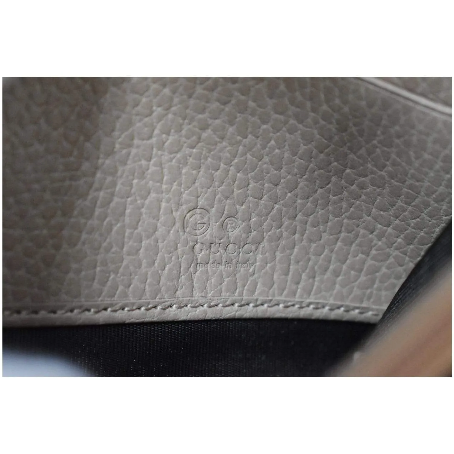 GUCCI GG Interlocking Continental Leather Wallet Beige 615524