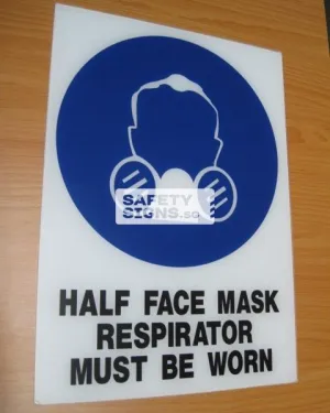 Half Face Mask Respirator Must Be Worn (M013_ACR)
