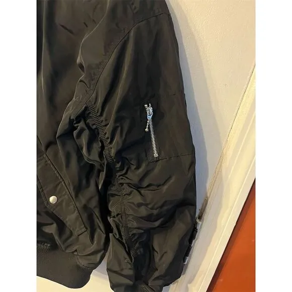 H&amp;M Divided Women's Black Padded Oversized Bomber Jacket XS NWT