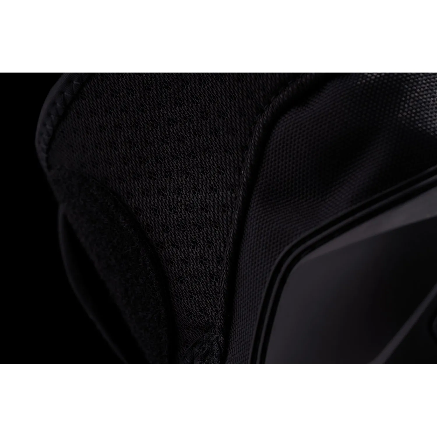 ICON Cloverleaf 2 Knee Pads