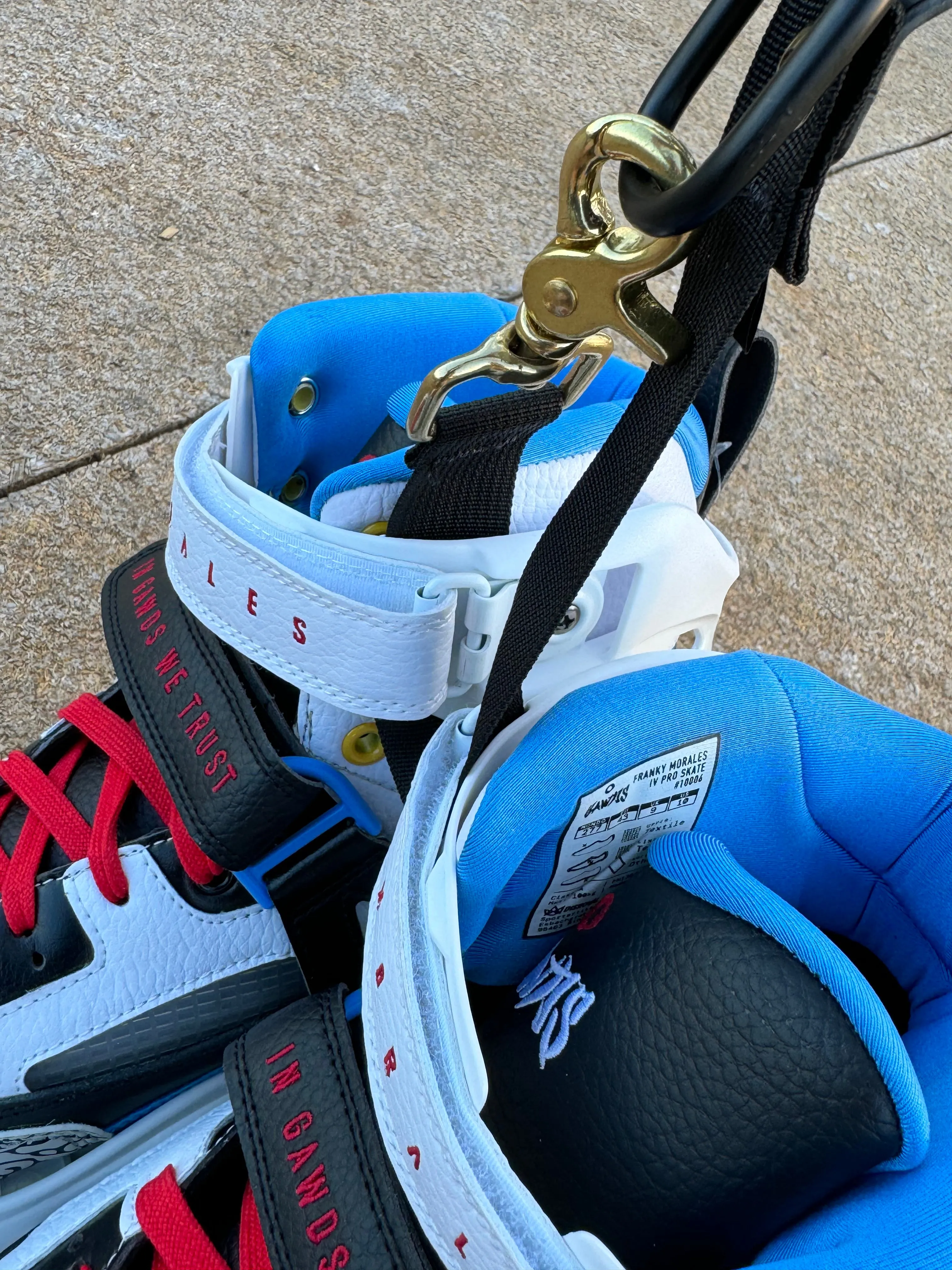 illusive brand x 3:S skate carry straps