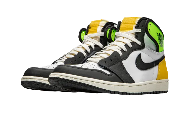 Jordan 1 Retro High "Volt Gold" (Worn)
