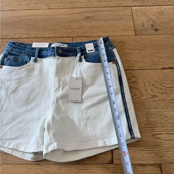 Judy Blue American Ecru And Denim Shorts Women’s Sz XL  NWT