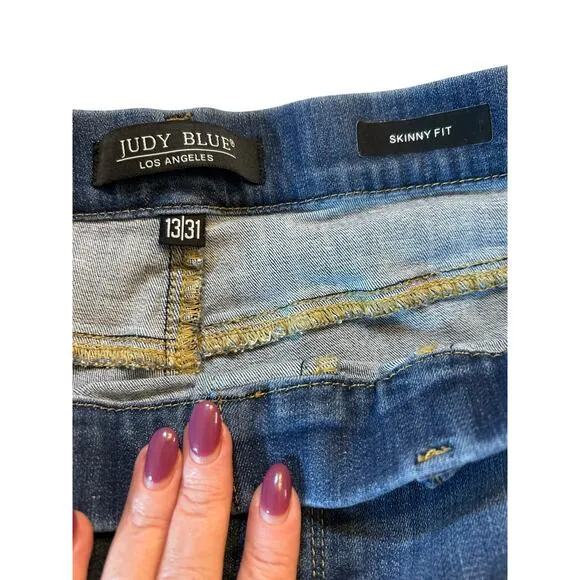Judy Blue Destroyed Pull-On Jeggings - Size 13/31
