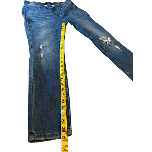 Judy Blue Destroyed Pull-On Jeggings - Size 13/31
