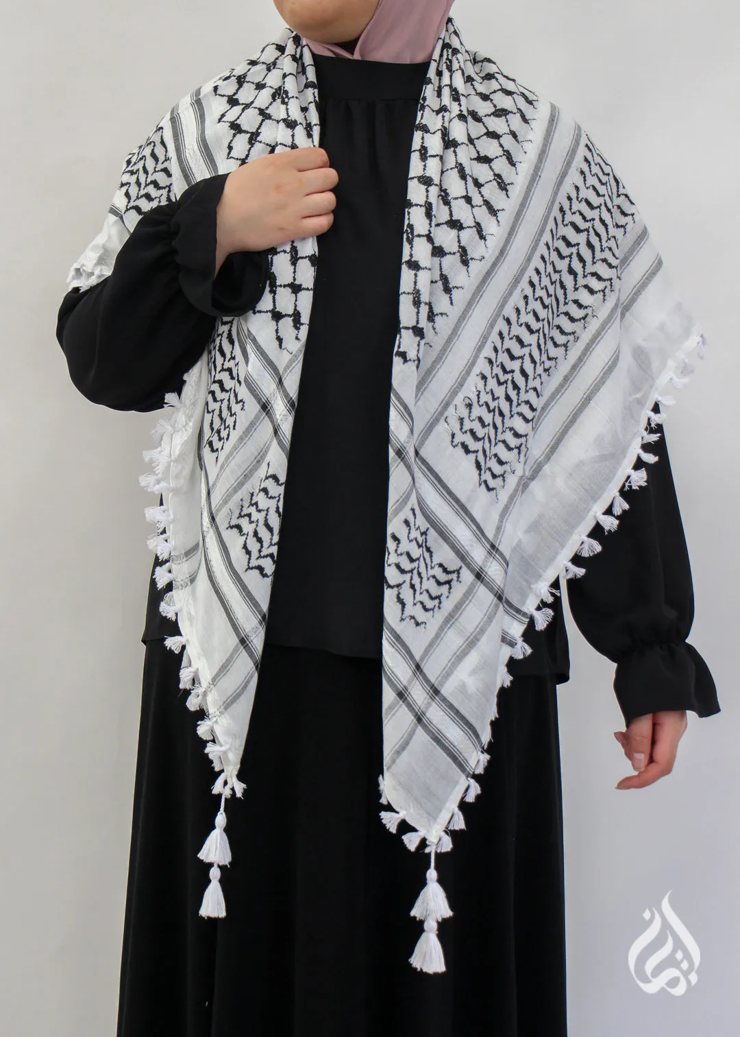 Kufiyeh Scarf (Traditional Colours)