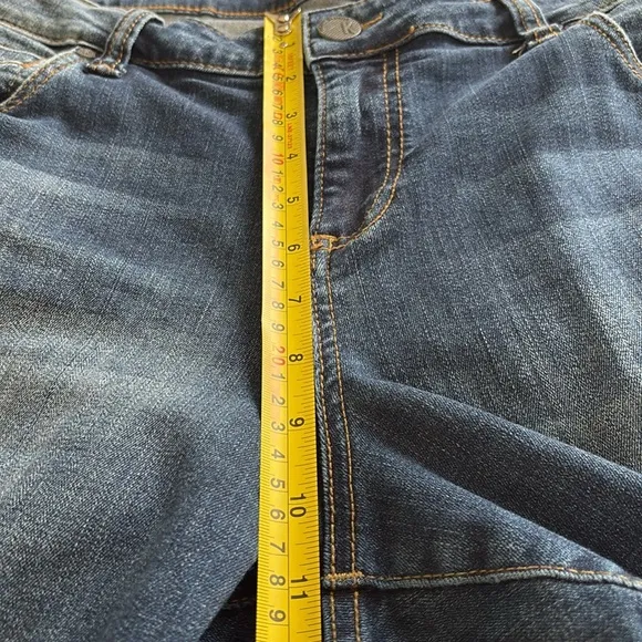 Kut from the Kloth - toothpick skinny women’s jean. Size 16