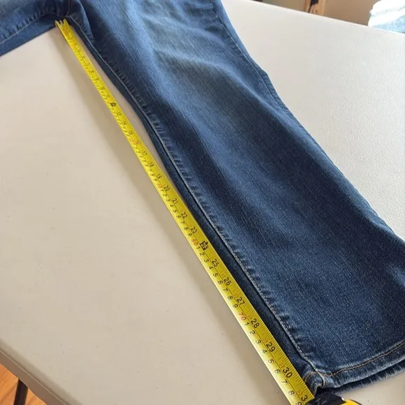 Kut from the Kloth - toothpick skinny women’s jean. Size 16