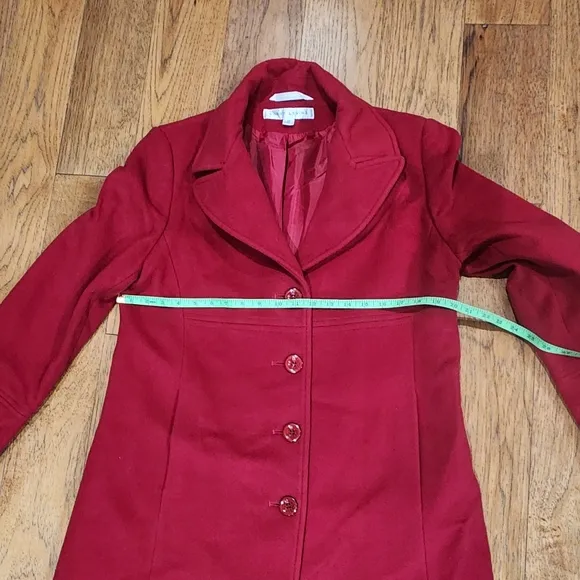 Larry Levine Scarlet Red Wool Blend Button Up Coat with Chic Notch Collar. 12