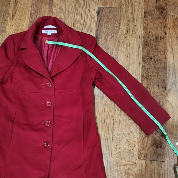 Larry Levine Scarlet Red Wool Blend Button Up Coat with Chic Notch Collar. 12