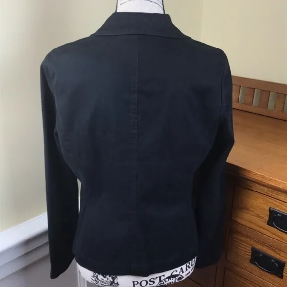 Lillie Rubin Black Stylish Buttons Jacket