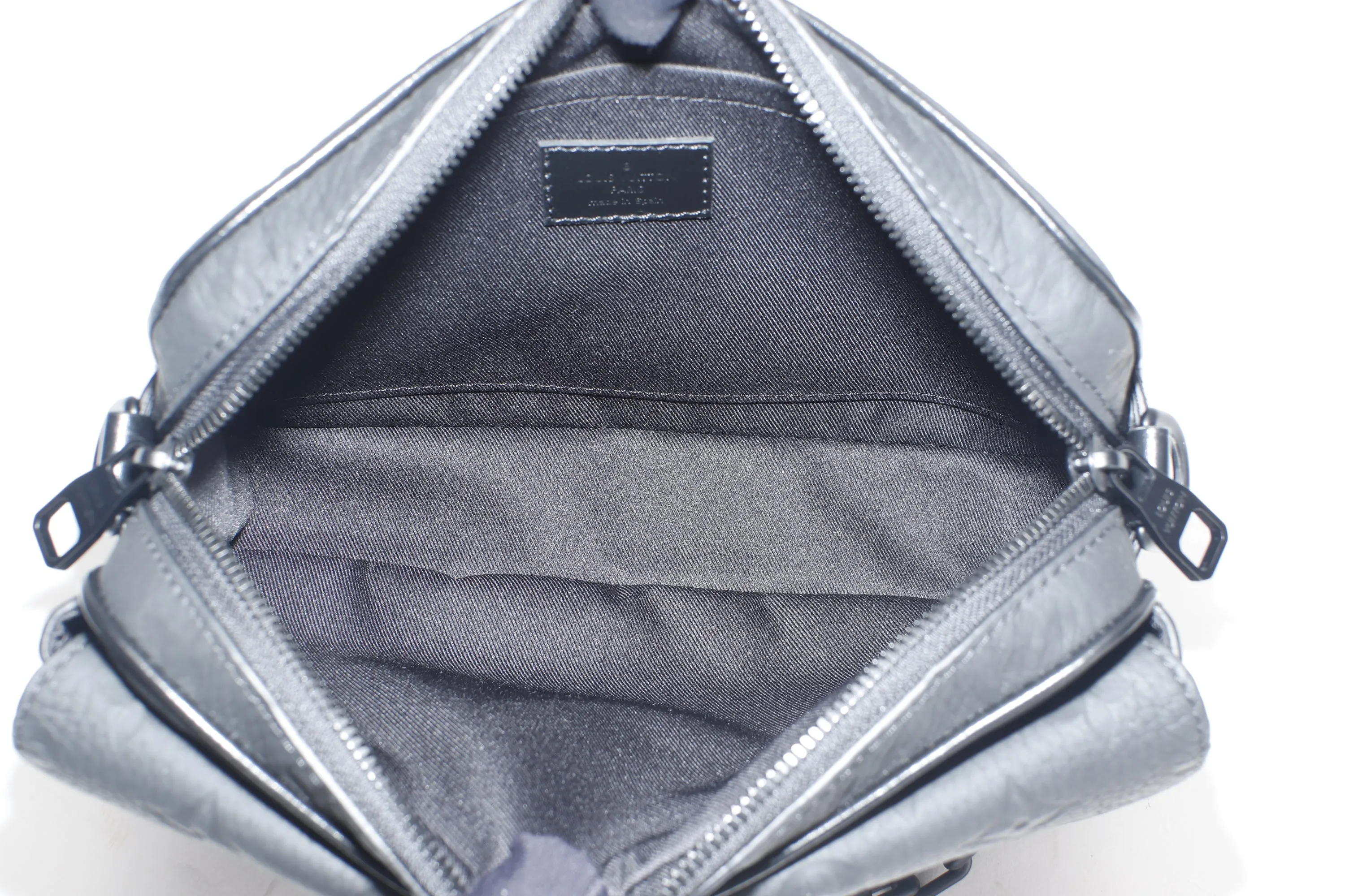 LOUIS VUITTON M23742 STEAMER MESSENGER BLACK TAURILLION MONOGRAM EMBOSSED LEATHER, WITH STRAP, DUST COVER & BOX