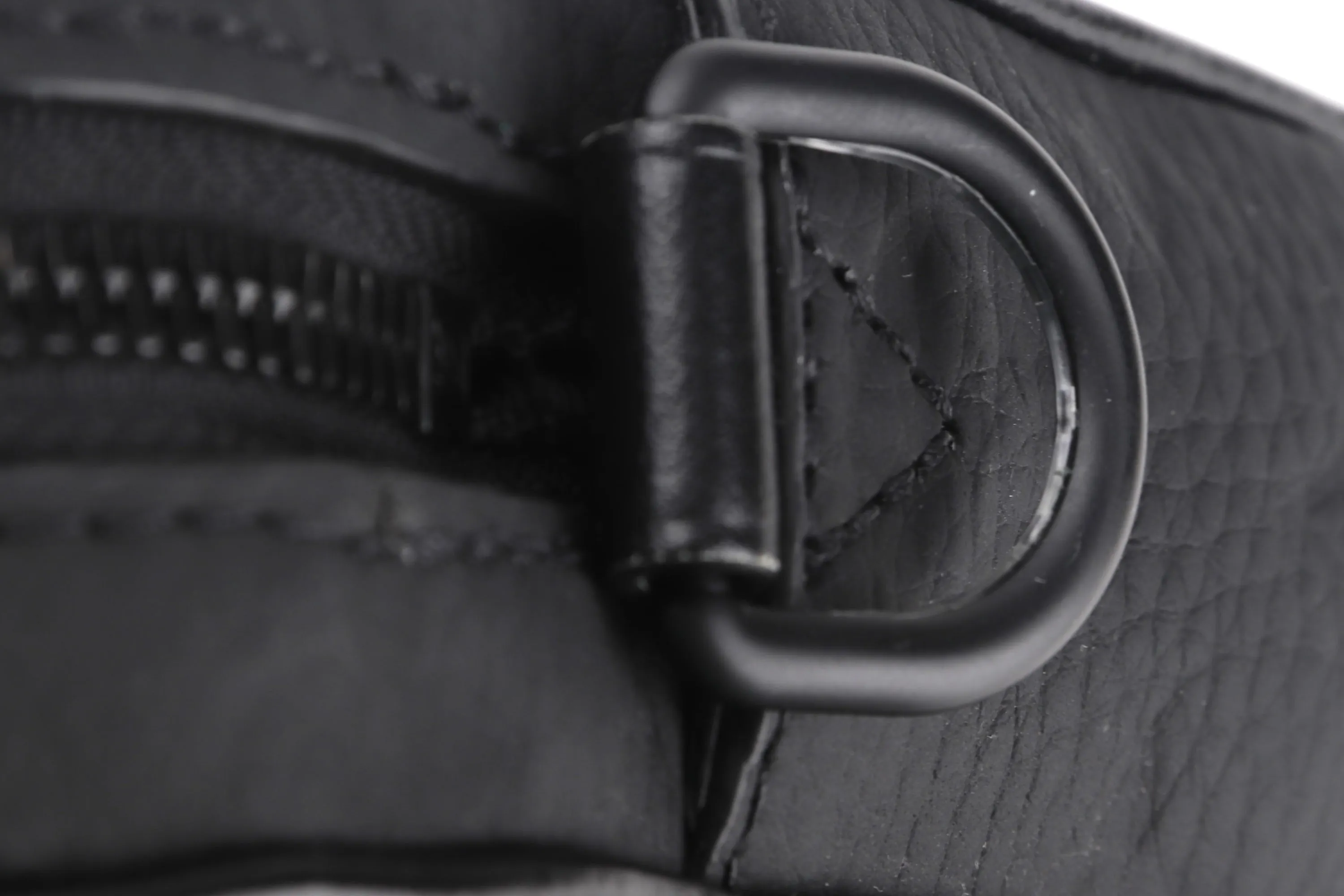 LOUIS VUITTON M23742 STEAMER MESSENGER BLACK TAURILLION MONOGRAM EMBOSSED LEATHER, WITH STRAP, DUST COVER & BOX