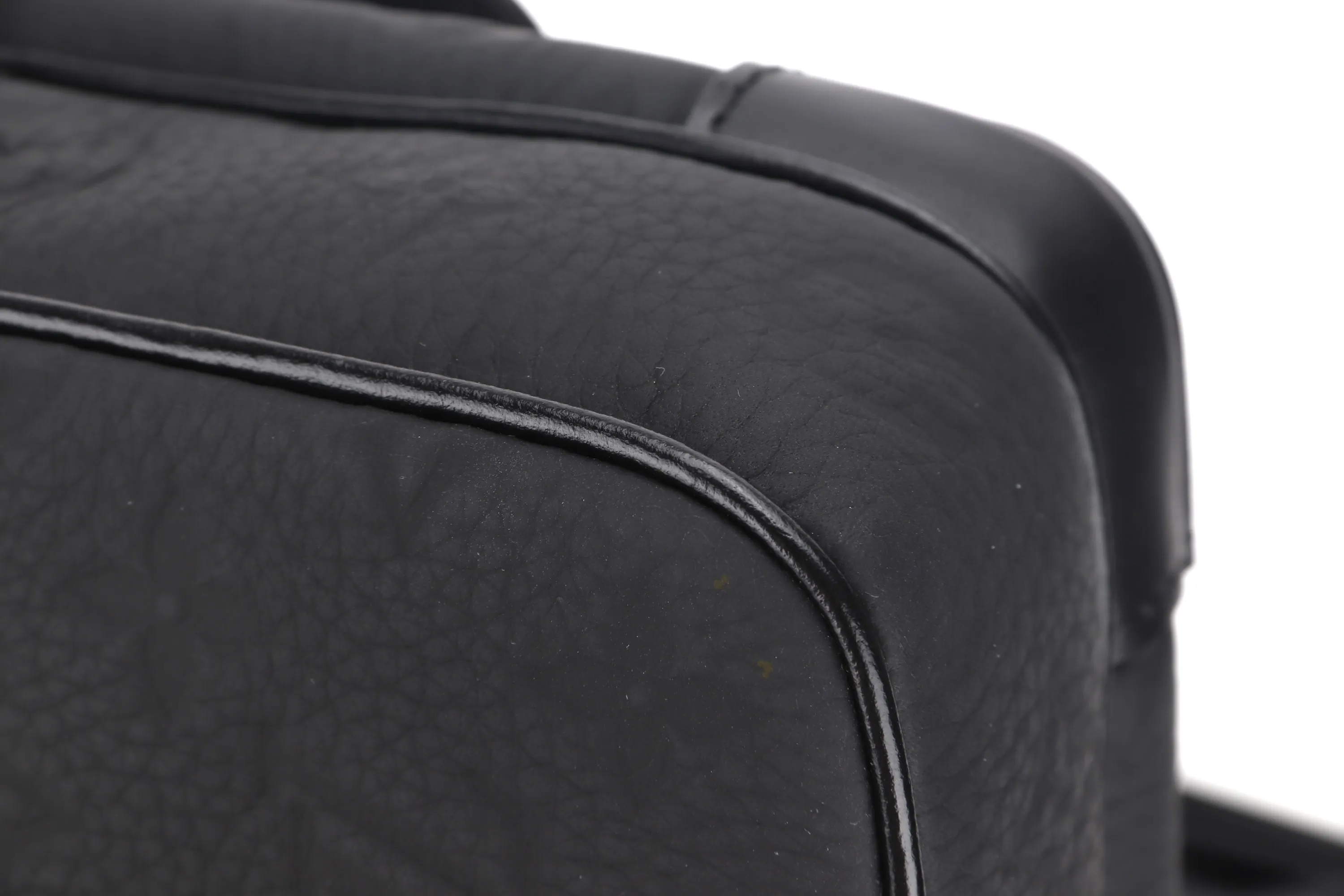 LOUIS VUITTON M23742 STEAMER MESSENGER BLACK TAURILLION MONOGRAM EMBOSSED LEATHER, WITH STRAP, DUST COVER & BOX
