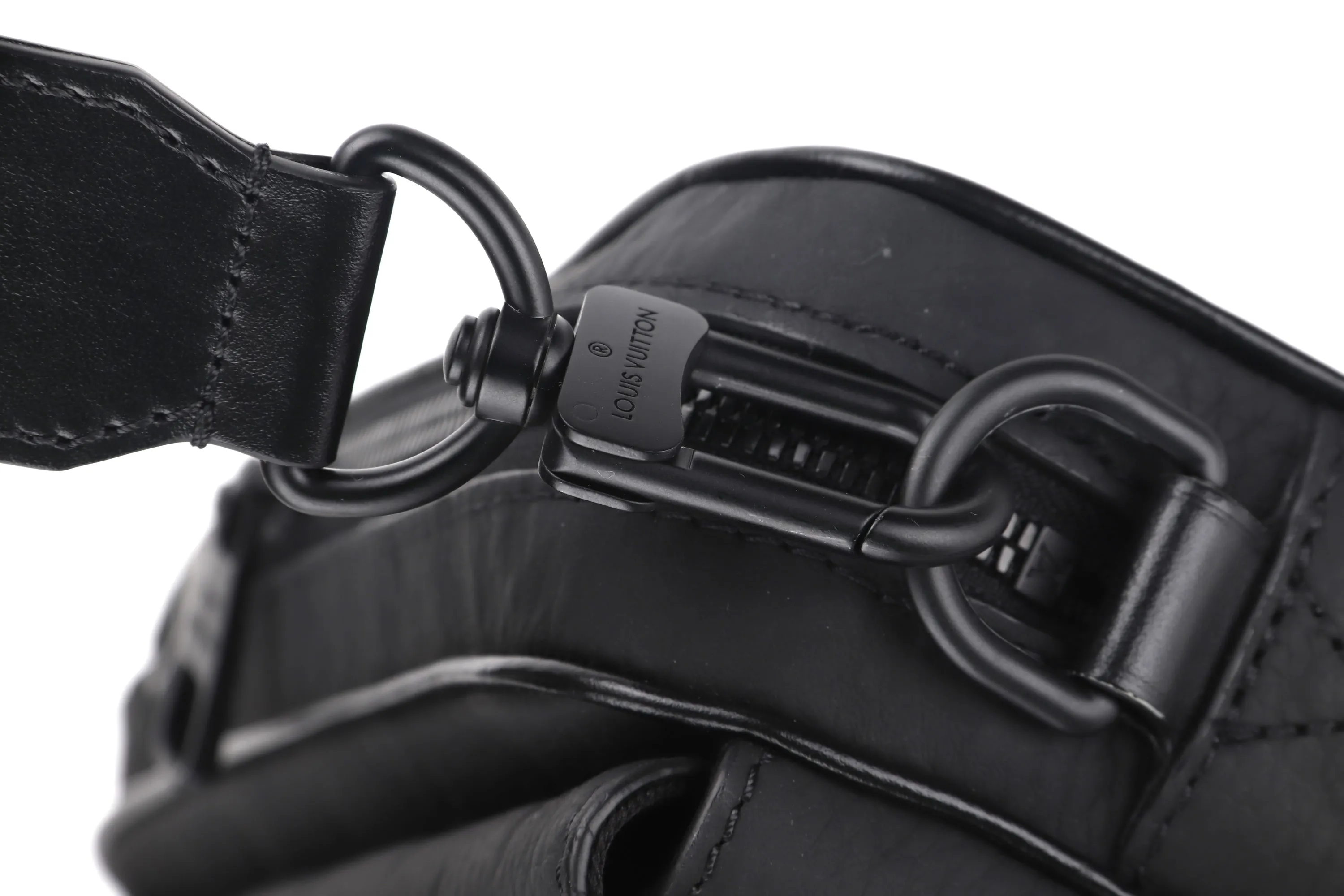 LOUIS VUITTON M23742 STEAMER MESSENGER BLACK TAURILLION MONOGRAM EMBOSSED LEATHER, WITH STRAP, DUST COVER & BOX