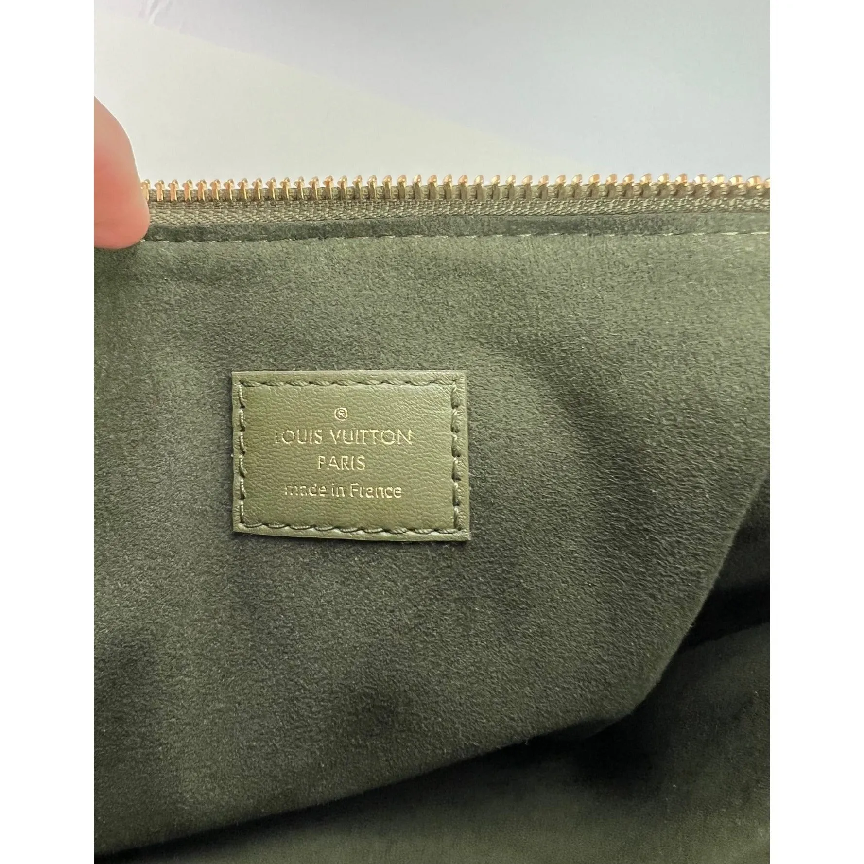 LOUIS VUITTON Coussin MM Khaki Shoulder Bag