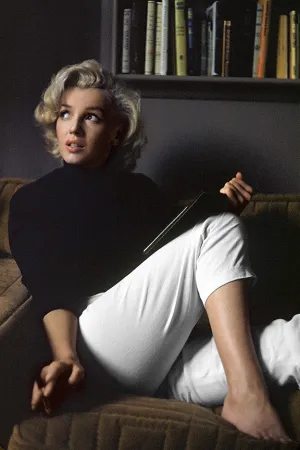 Marilyn Monroe at Home, Resting
