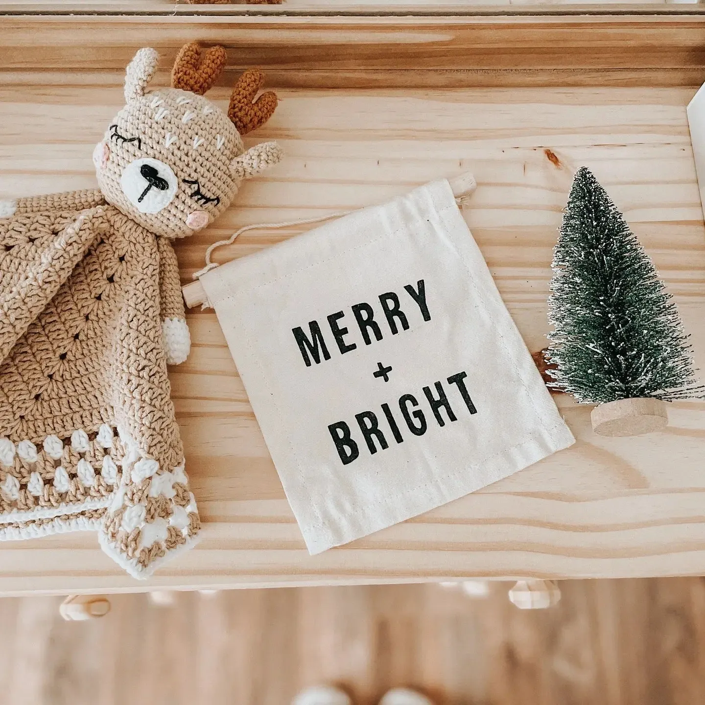 Merry   Bright Hang Sign