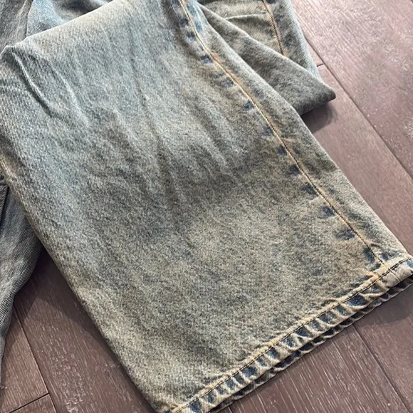 Motel Rocks Blue Jeans never worn