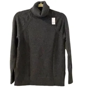 𝅺NEW. Gap turtleneck sweater. Size Xs.