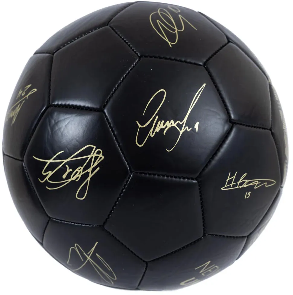 Newcastle United Phantom Signature Skills Football - Black